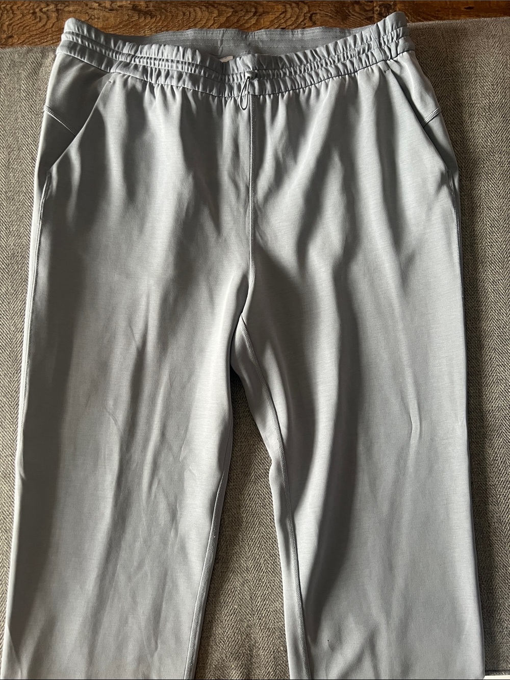 Lululemon Softstream High-Rise pants